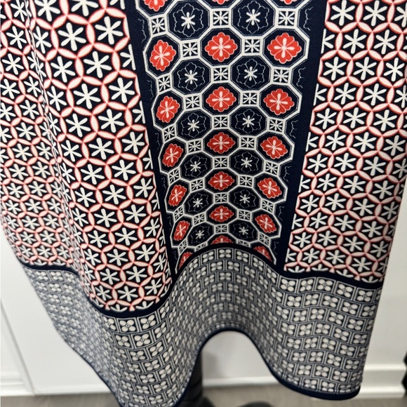 Max Studio Geo Print Long Sleeve Dress - Picture 8 of 9